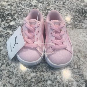 Pink Pumas Kids Size: 4